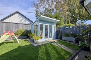 Photo 32- click for photo gallery